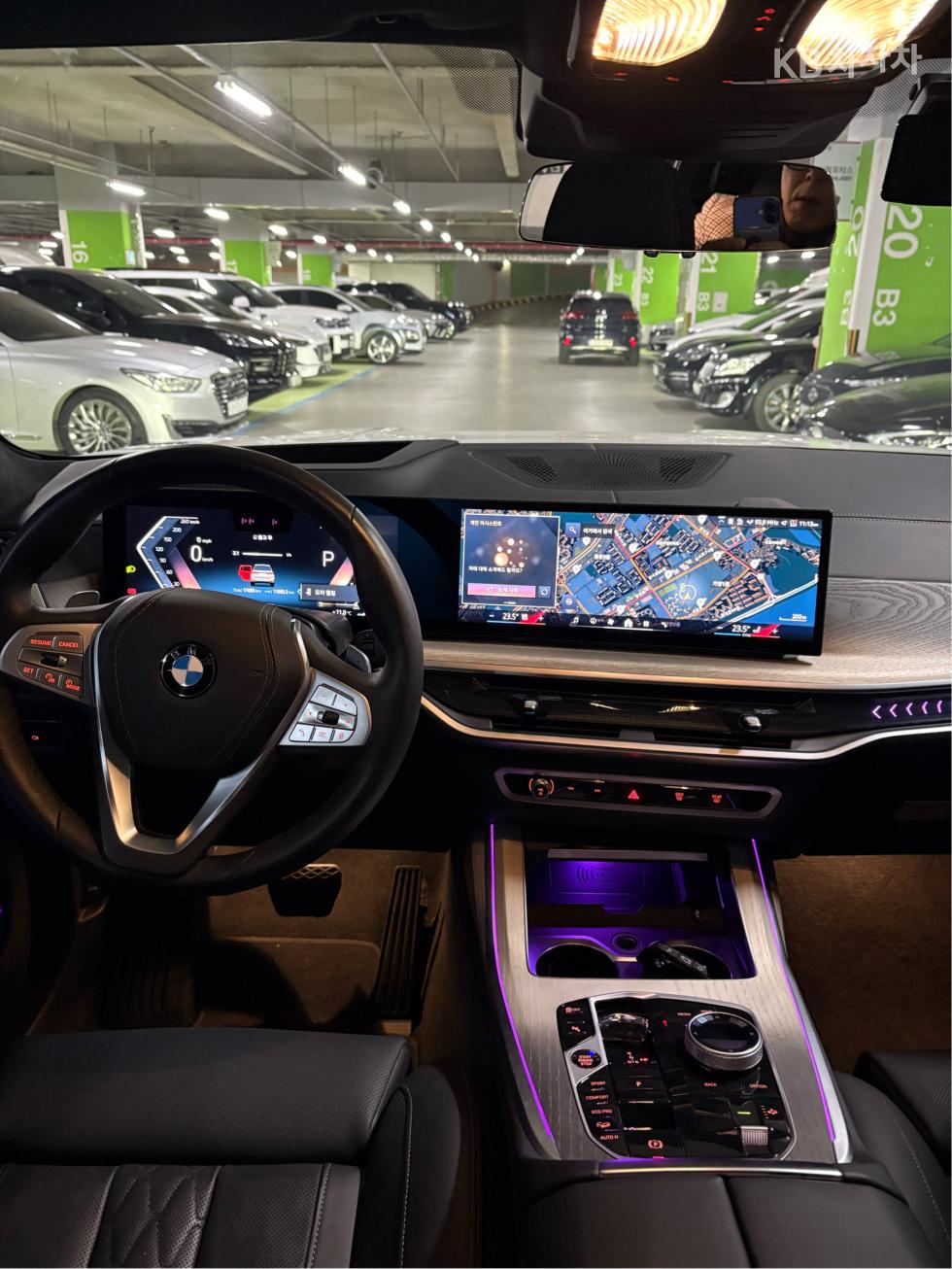 BMW X7 — miniaturë 7