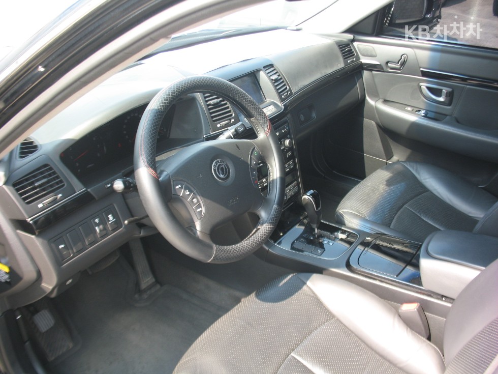 2010 - kia opirus