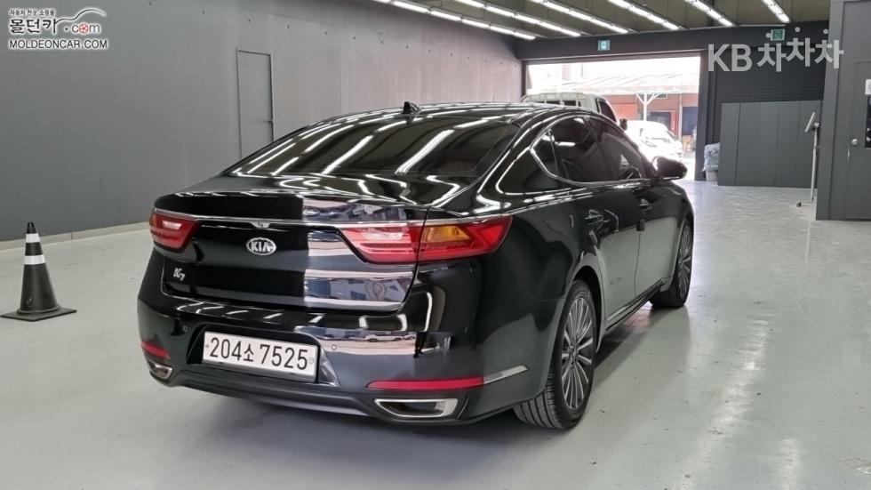 2017 - kia k7