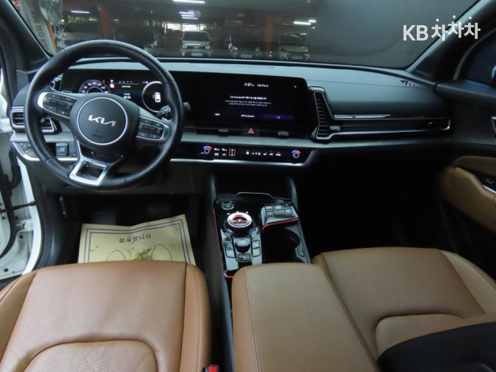 2022 - kia sportage