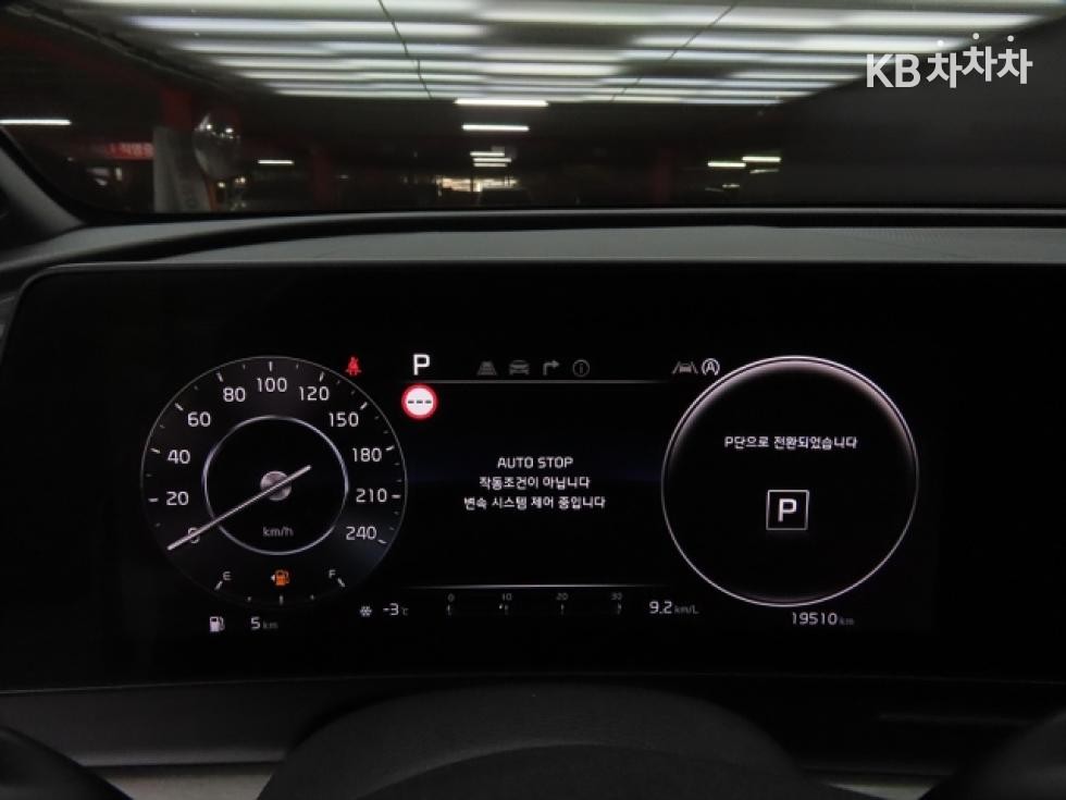 2022 - kia sportage