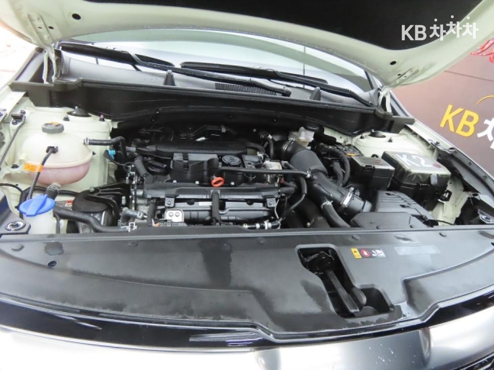2022 - kia sportage
