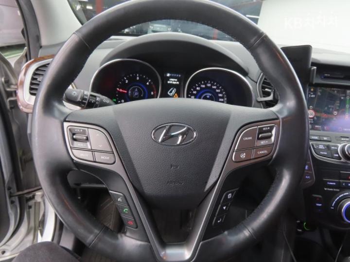 Hyundai Maxcruz Diesel e-VGT 2.2 4WD Exclusive Special 9