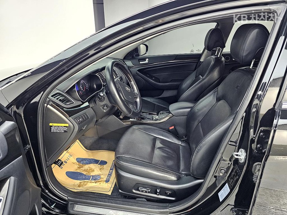 2013 - kia k7