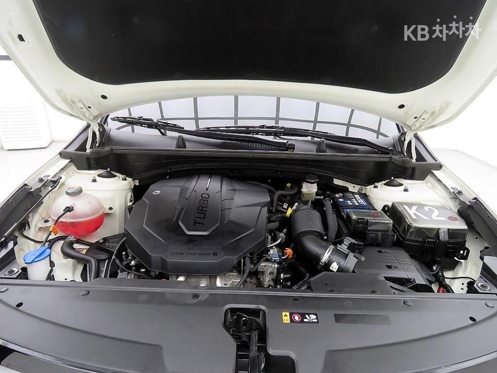 2022 - kia sportage