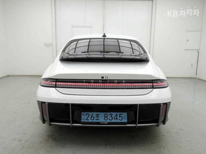 Hyundai IONIQ 6 CE Long Range Exclusive 4
