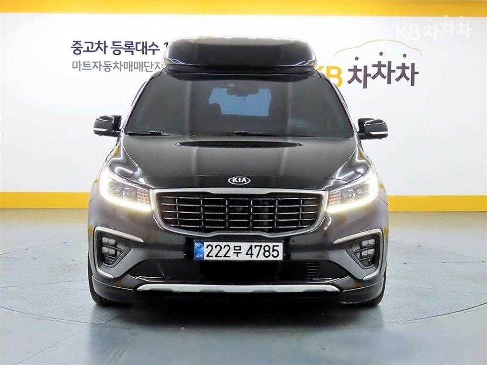 2020 - kia carnival