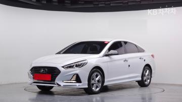Hyundai Sonata 2.0 LPi 렌터카 — foto 1