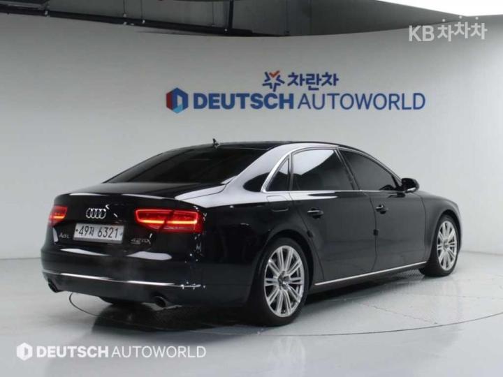 Audi A8 NEW 4.2 FSI Quattro LWB D4 3