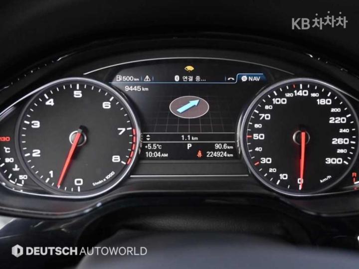 Audi A8 NEW 4.2 FSI Quattro LWB D4 9
