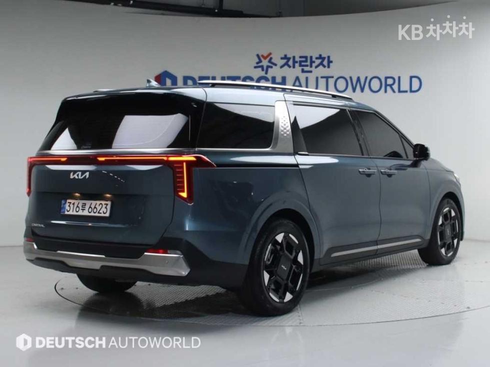 2024 - kia carnival