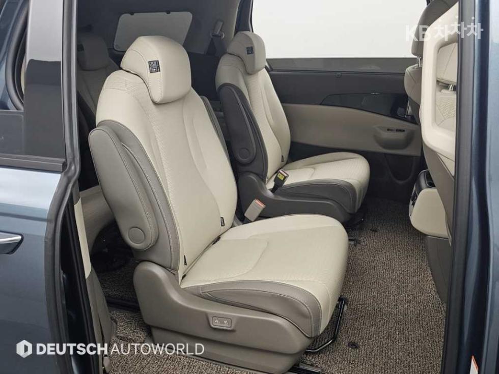 2024 - kia carnival