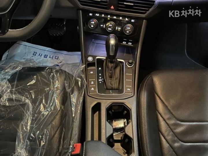 Volkswagen Jetta The 1.4 TSI Prestige 10