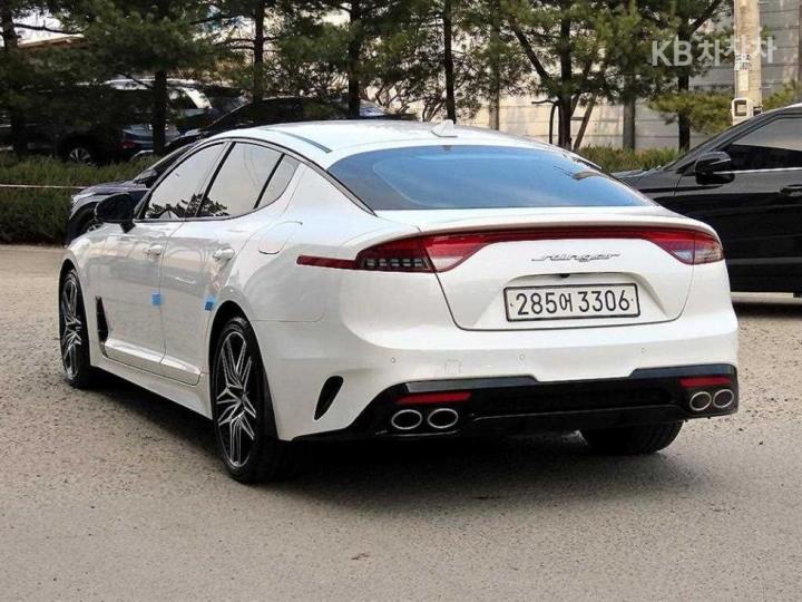 Kia Stinger Meister 2.5 Gasoline Turbo 2WD Masters 4
