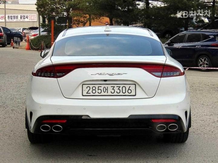 Kia Stinger Meister 2.5 Gasoline Turbo 2WD Masters 5