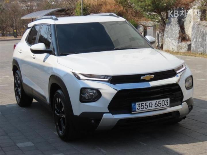 Chevrolet Trailblazer 1.35 Gasoline 2WD Premier 3