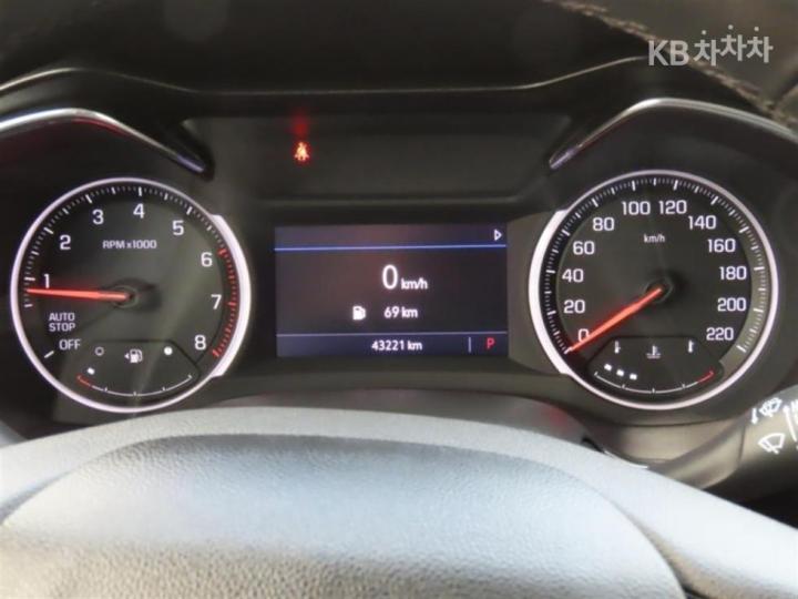 Chevrolet Trailblazer 1.35 Gasoline 2WD Premier 6