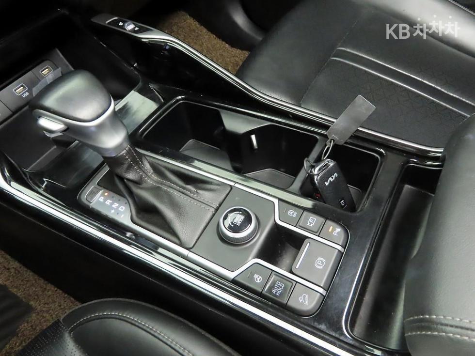 2022 - kia sorento