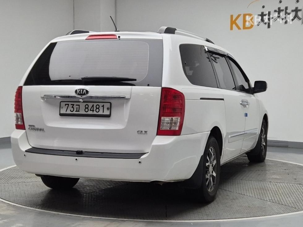 2014 - kia carnival
