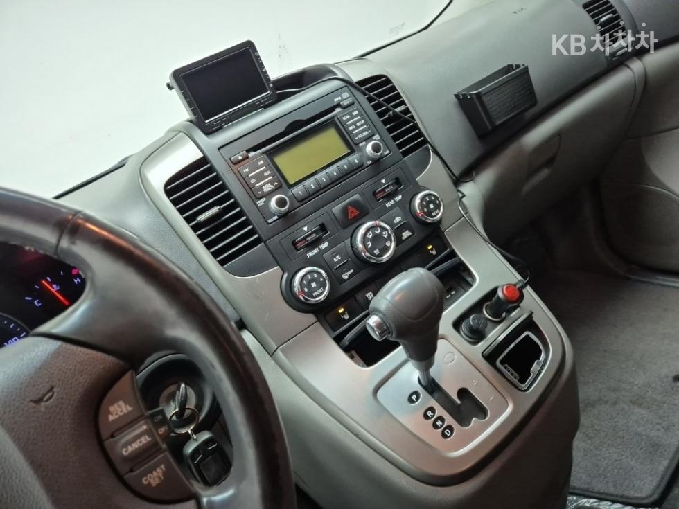 2014 - kia carnival