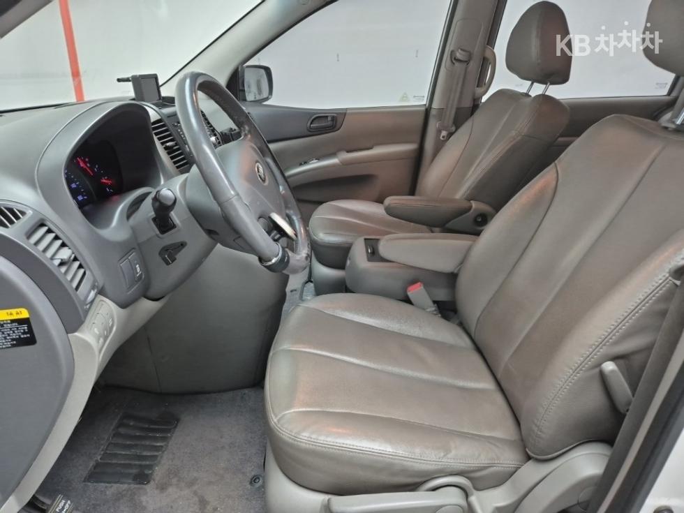 2014 - kia carnival