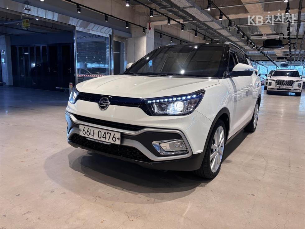 KG Mobility 티볼리 에어 2WD IX - фото 1