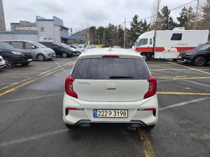 Kia Morning Urban JA 1.0 Gasoline Signature 5