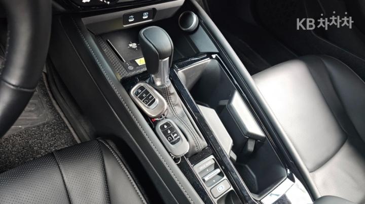 Honda Accord 2.0 HEV Touring 10