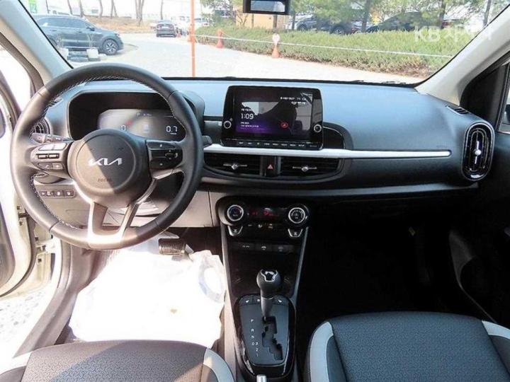 Kia Morning JA 1.0 Gasoline Prestige 8