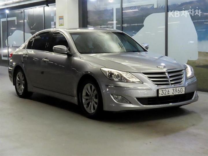 Hyundai Genesis BH330 MODERN Base Type