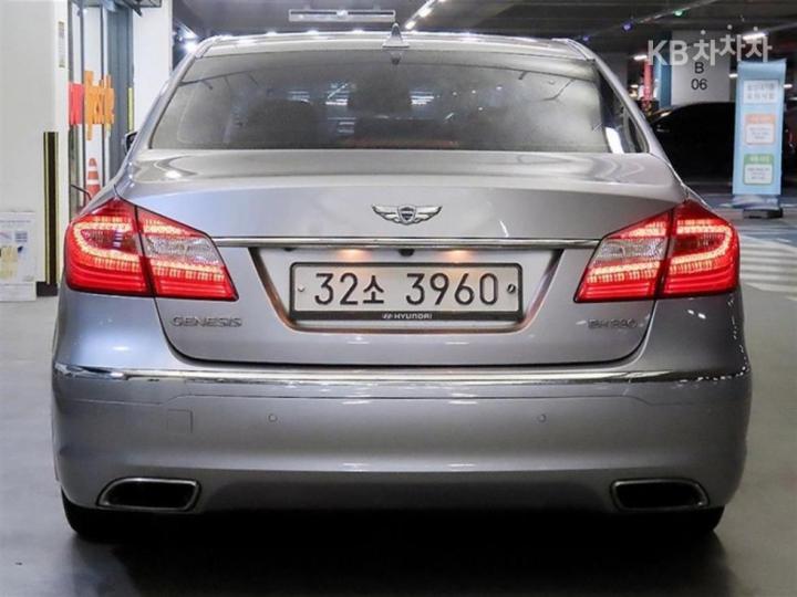 Hyundai Genesis BH330 MODERN Base Type 4