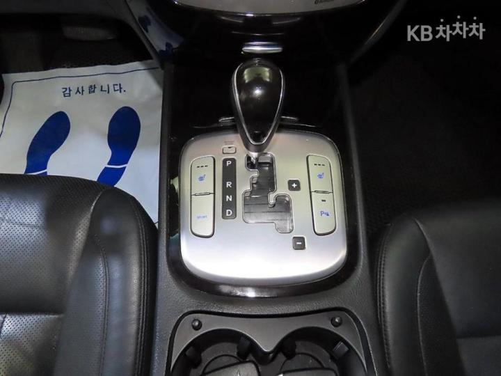 Hyundai Genesis BH330 MODERN Base Type 10