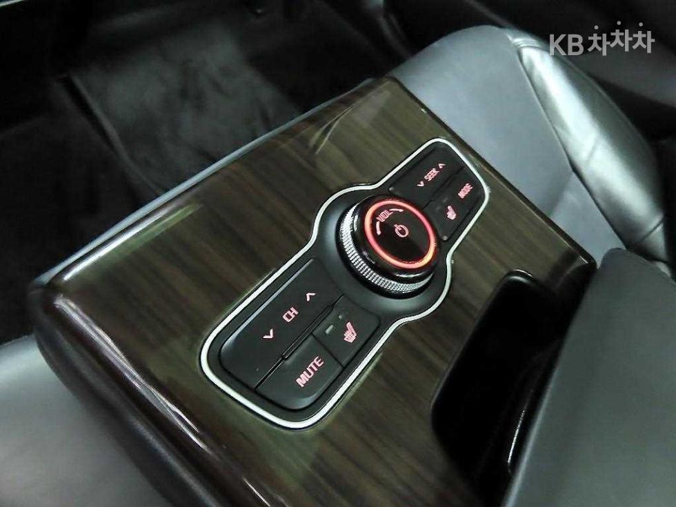 2015 - kia k7