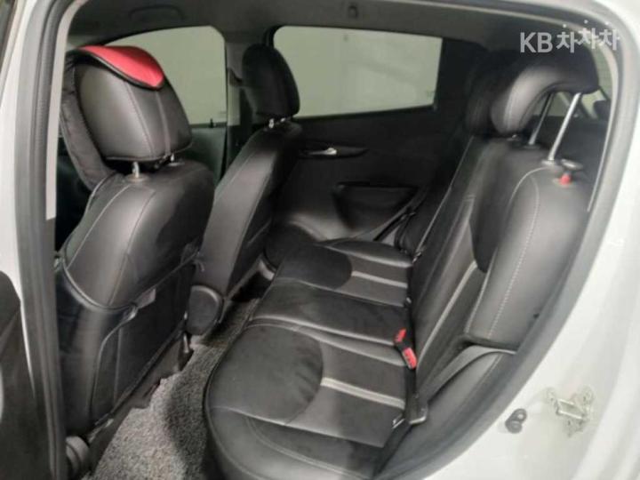 Chevrolet Spark Premier Base Type 8