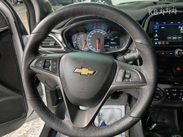 Chevrolet Spark Premier Base Type 9