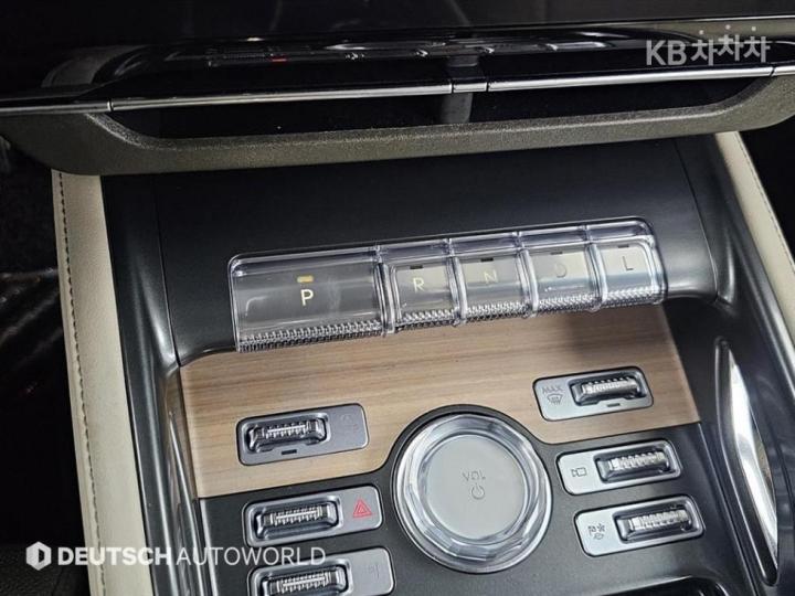 Lincoln Nautilus CDX707 2.0 Gasoline Reserve 10