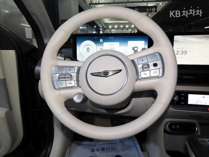 Genesis GV60 Standard 2WD Base Type 9