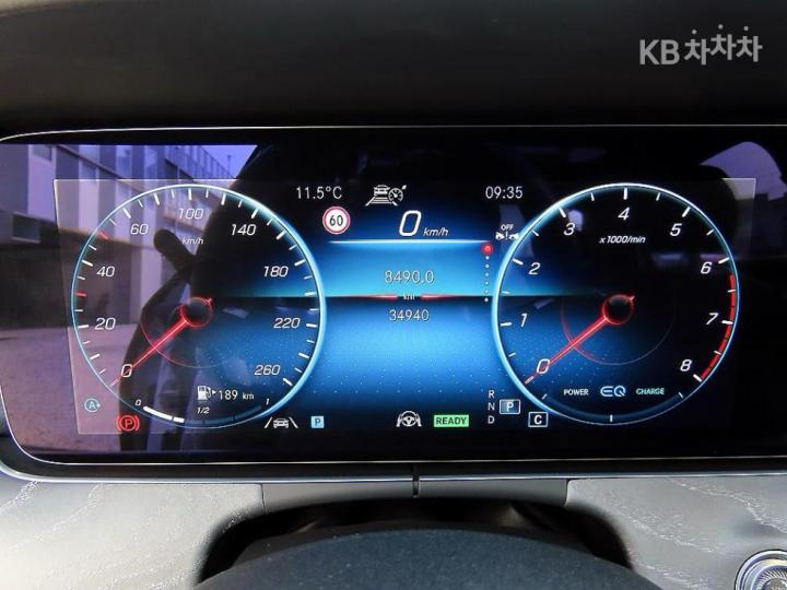 Mercedes-Benz E-Class W213 E350 4MATIC AMG Line 7