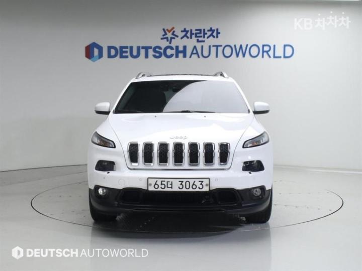 Jeep Cherokee 2.4 Longitude High 4