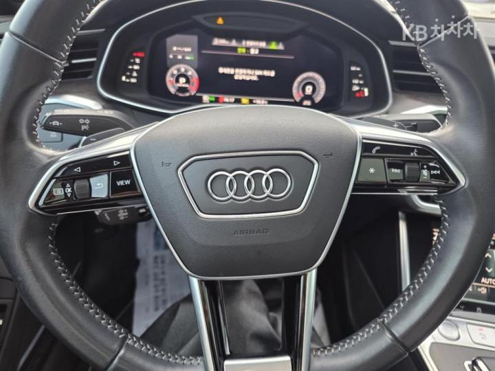 Audi A7 4K8 45 TDI Quattro Premium 9