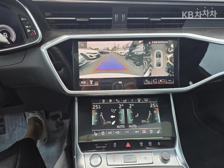 Audi A7 4K8 45 TDI Quattro Premium 10