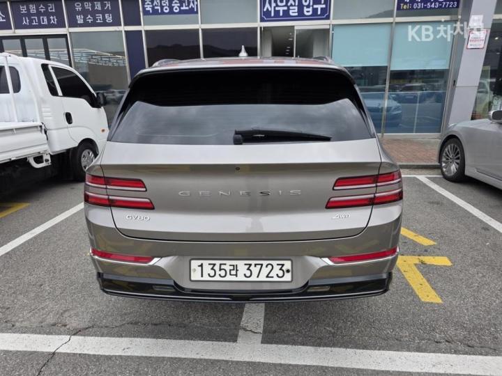 Genesis GV80 3.0 Diesel AWD 6