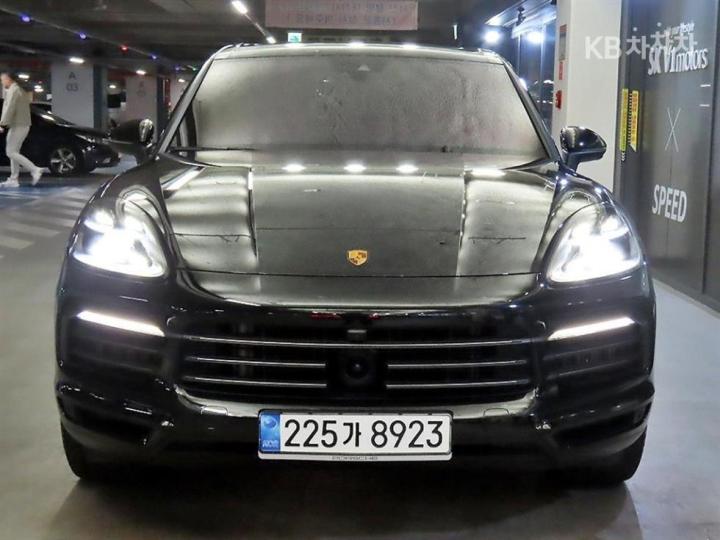 Porsche Cayenne 9Y0 3.0 Platinum Edition 3