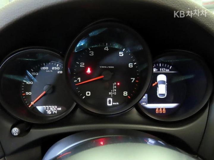 Porsche Macan 2.0 10