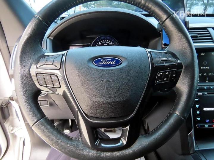 Ford Explorer New 2.3 EcoBoost 4WD Limited 9