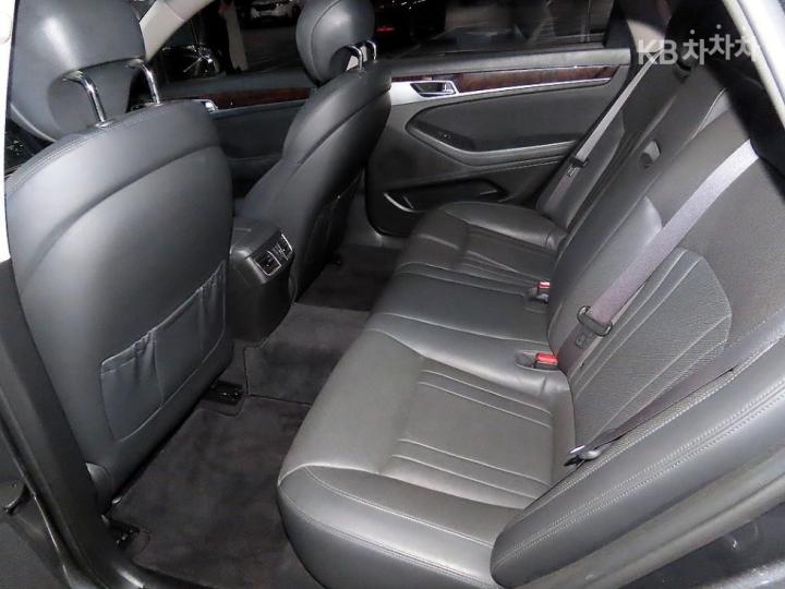 Hyundai Genesis DH G330 Modern 8