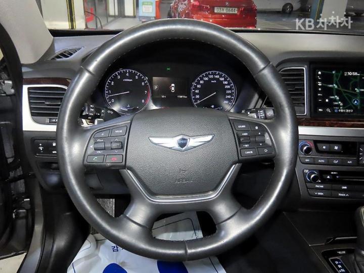 Hyundai Genesis DH G330 Modern 9