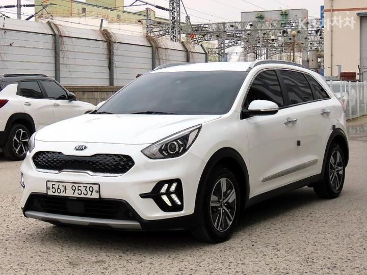 Kia Niro 1.6 HEV Prestige 3