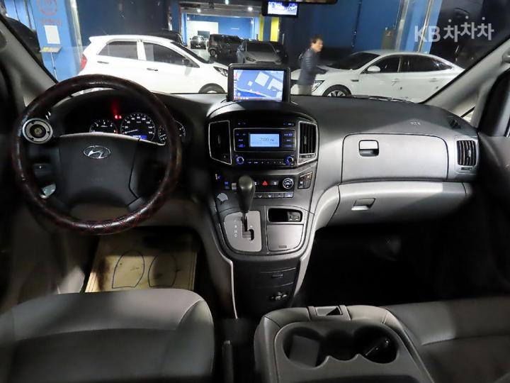 Hyundai Sonata DN8 1.6 T Premium 6