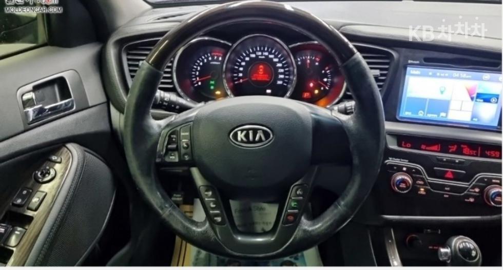 2011 - kia k5